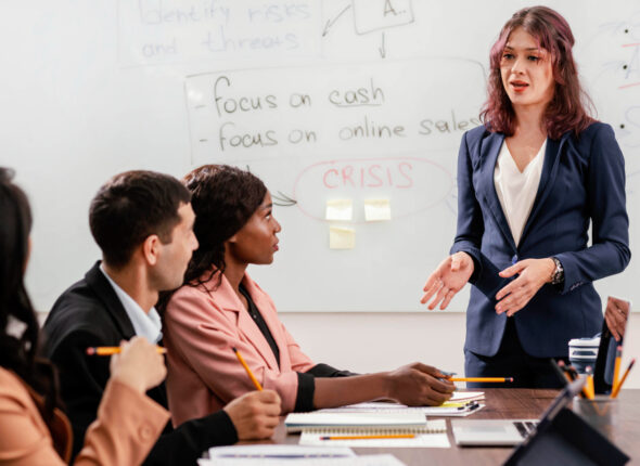 equipo-lider-mujer-primer-plano